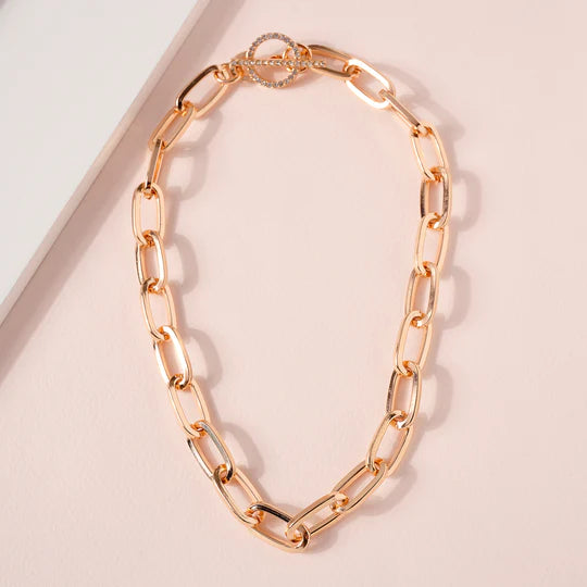 Chain Linked Toggle Closure Necklace