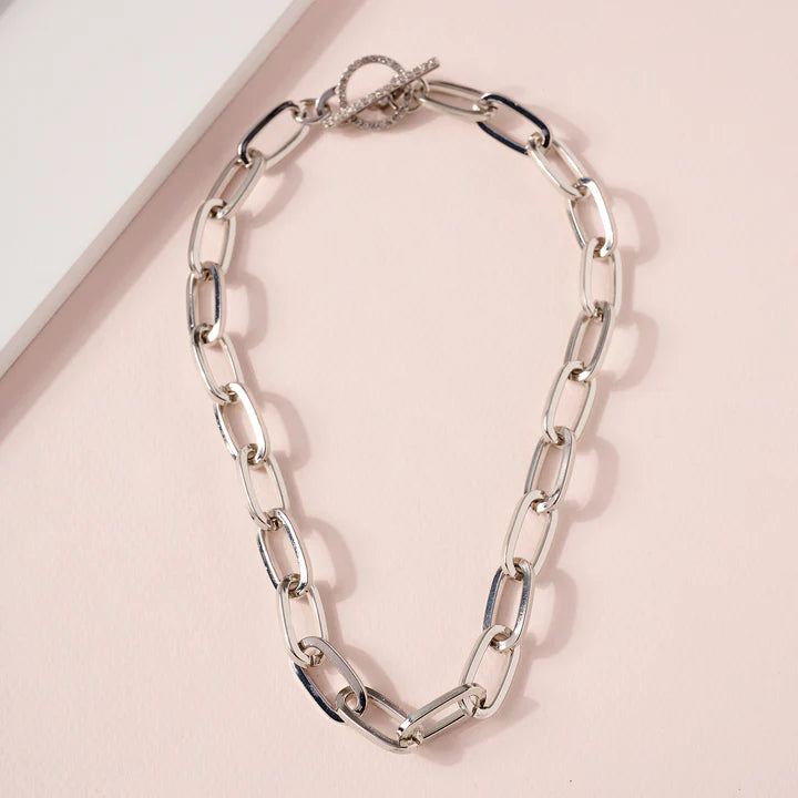 Chain Linked Toggle Closure Necklace