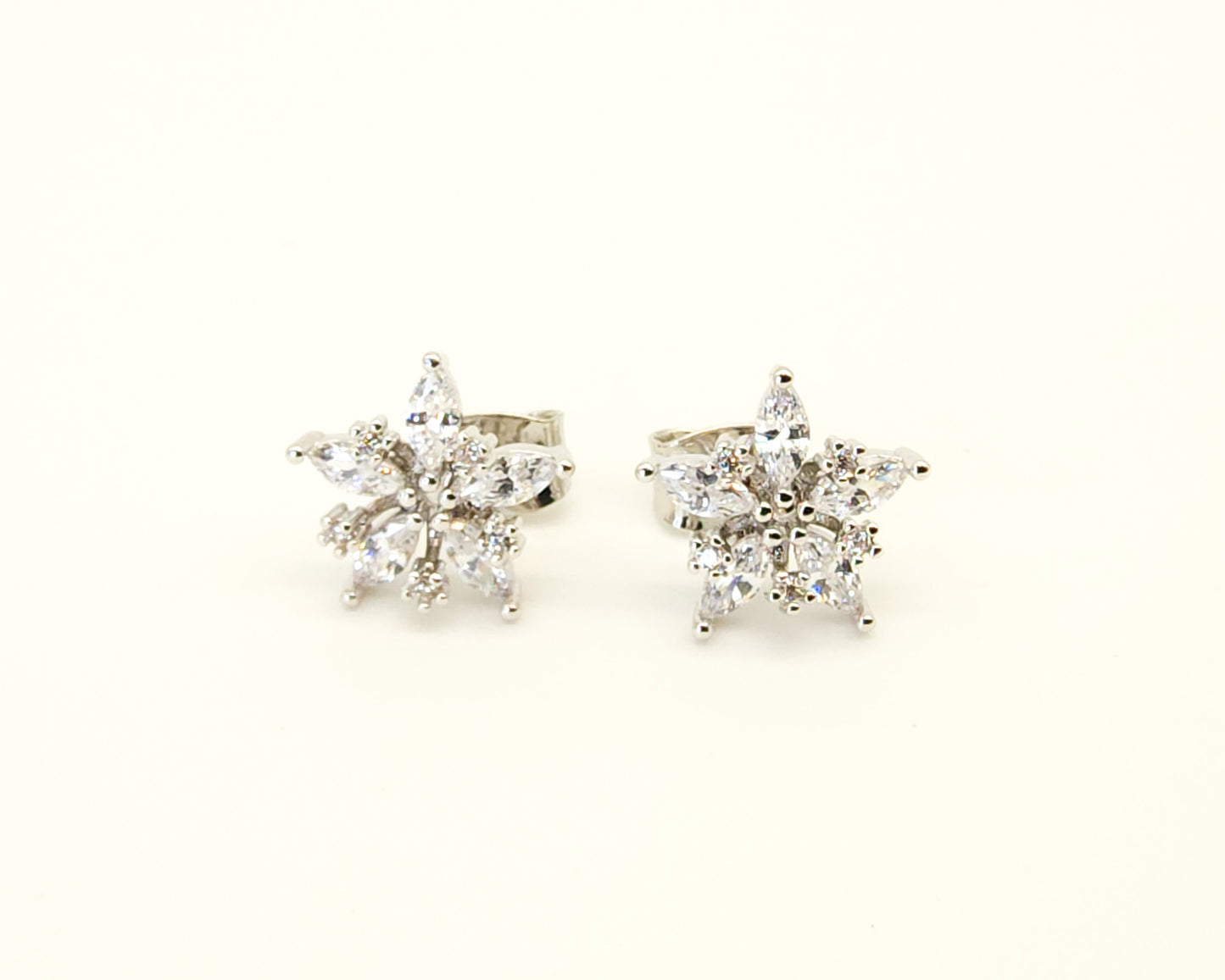 Snow Flake Earring