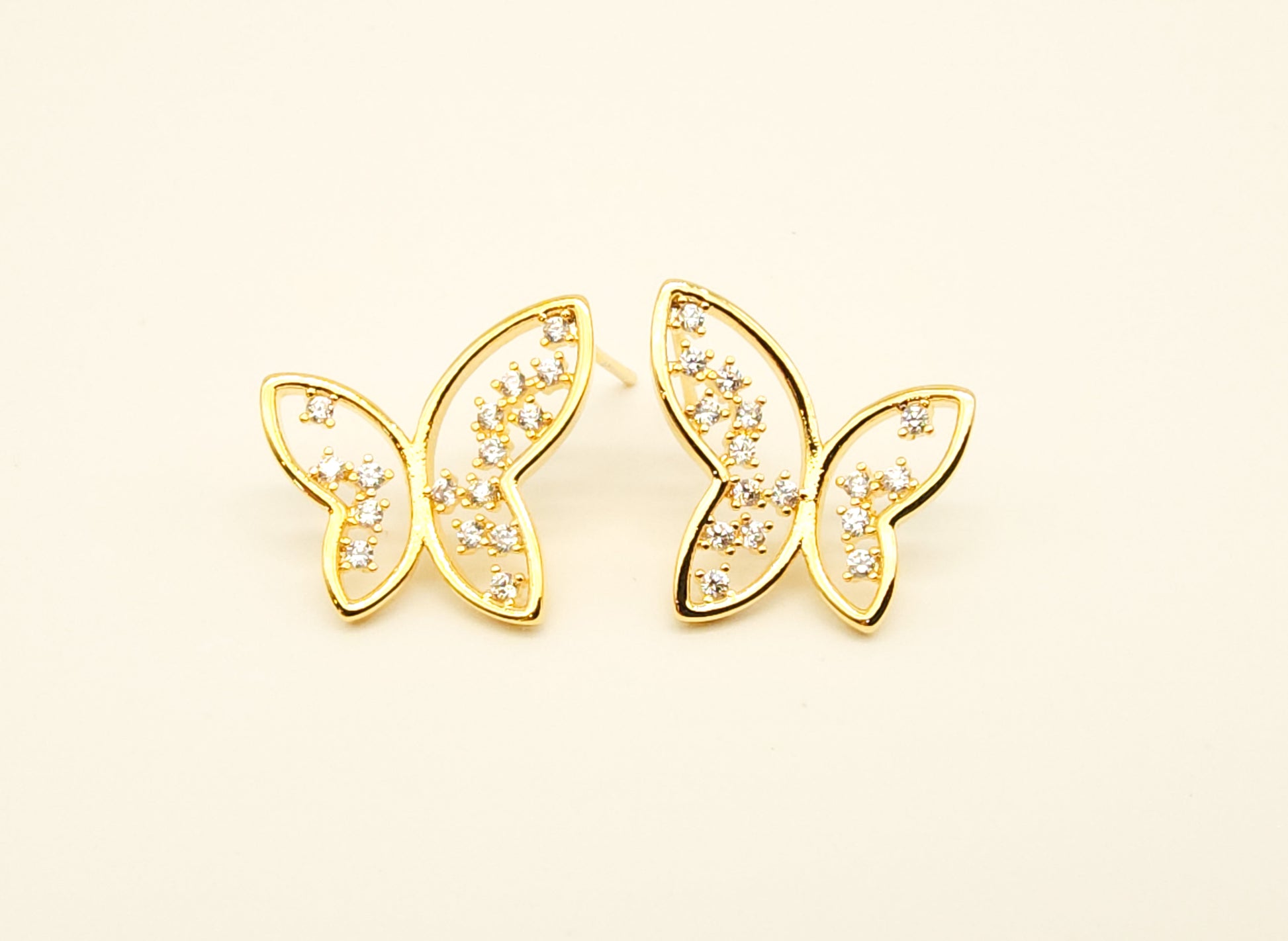 Dreamy Butterfly Earring