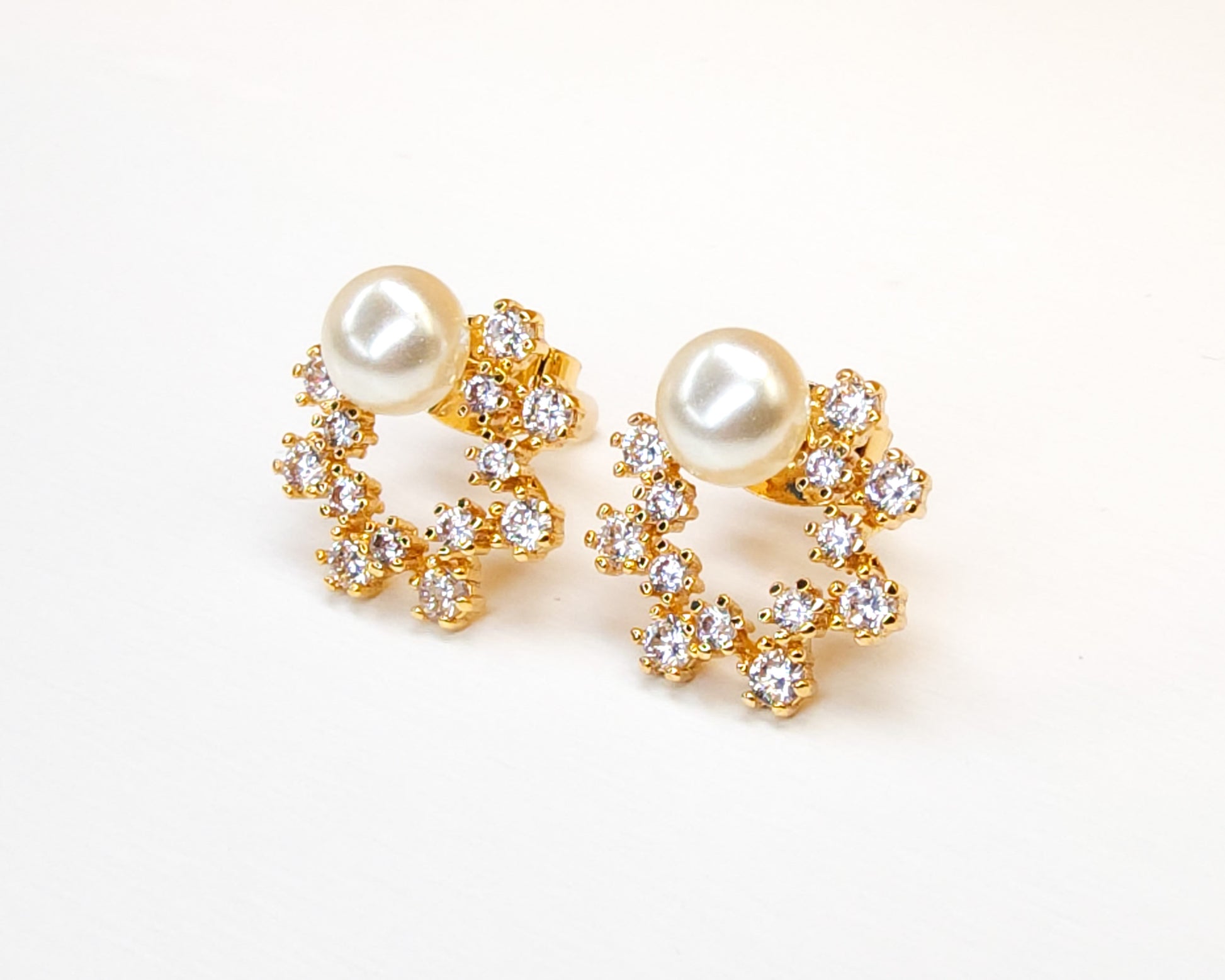 Pearl Star Button Earring