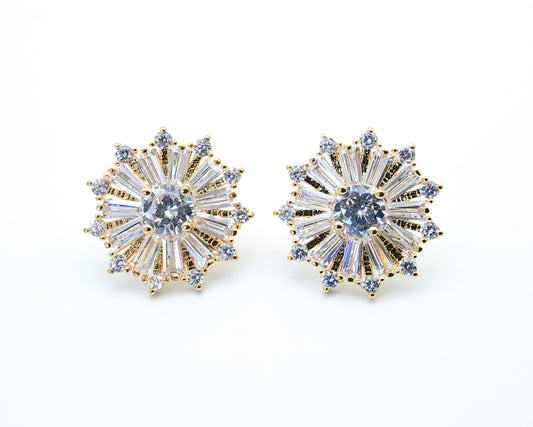 Ultimate Snow Flake Earring